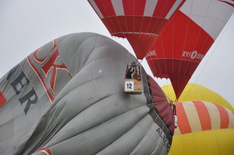 Balony nad miastem