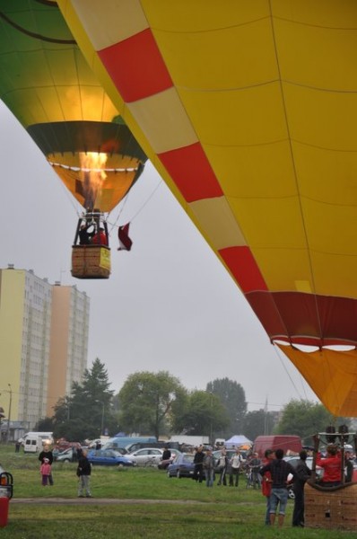 Balony nad miastem