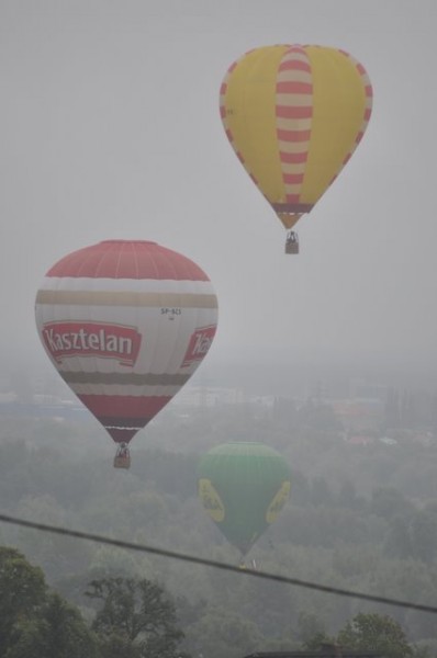Balony nad miastem