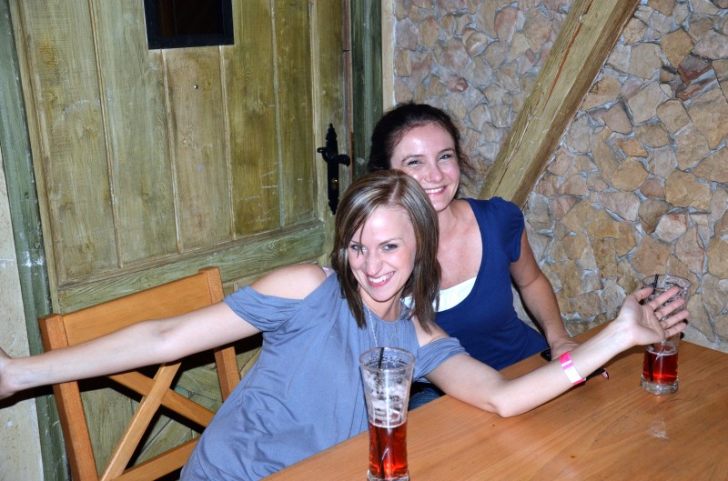 24.09 Sobotnia noc w klubie Piekarnia