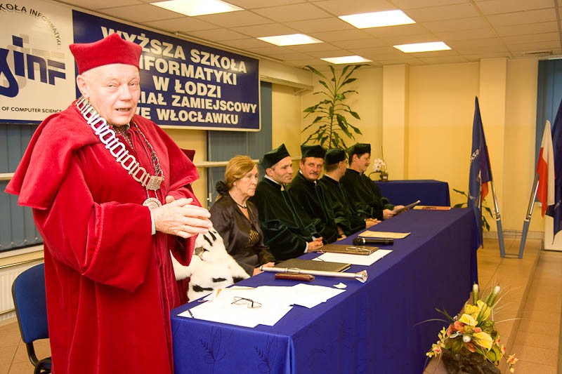 Studenci WSInf rozpoczęli rok akademicki