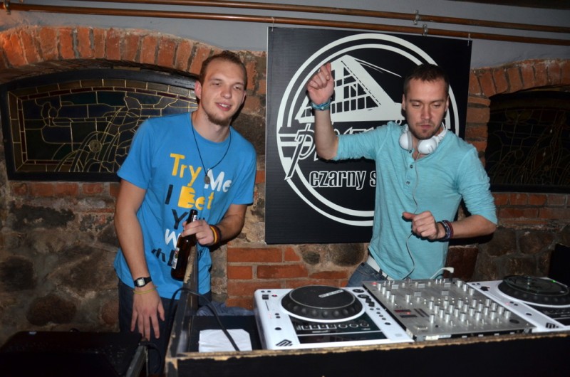21.10 Czarny Spichrz