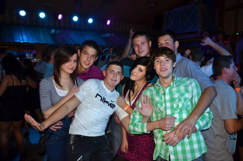 21.10 Klub Piekarnia