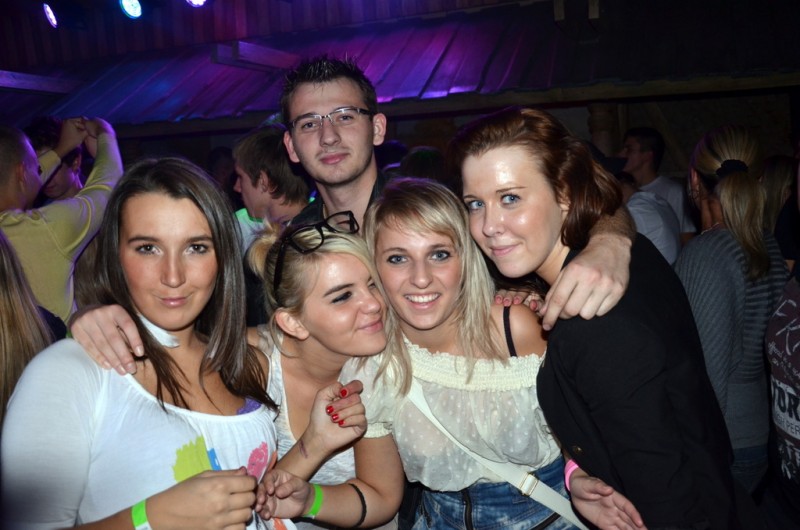 28.10 Klub Piekarnia