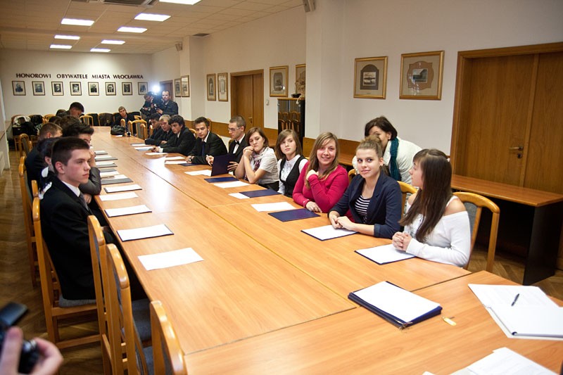 Młodzieżowa Rada Miasta. Pierwsza sesja IV kadencji