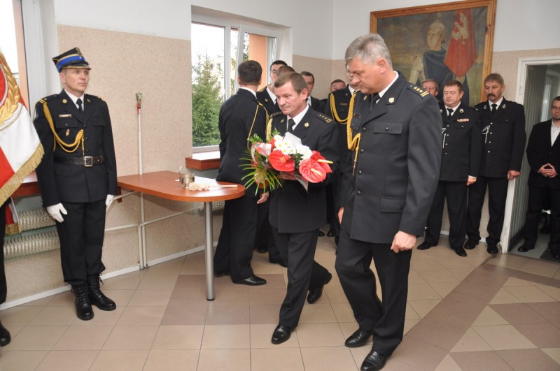 Oryginał zginął z Żabiej. Strażacy wykonali replikę.