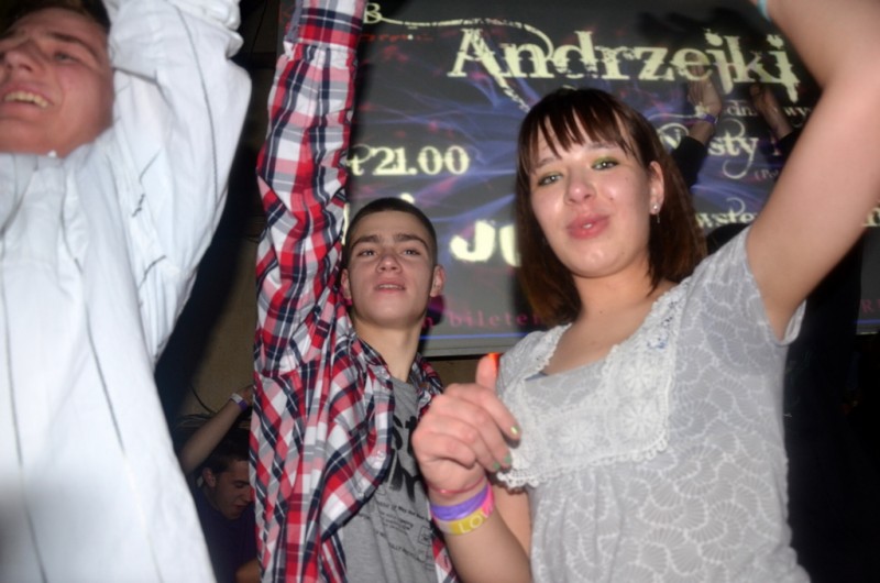 25.11 Klub Piekarnia