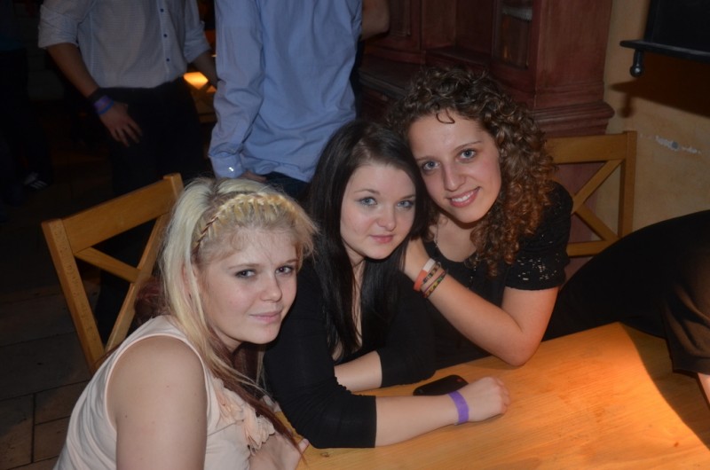 25.11 Klub Piekarnia