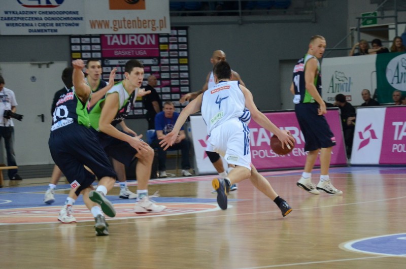 Osłabiony Anwil wygrywa