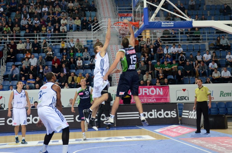 Osłabiony Anwil wygrywa