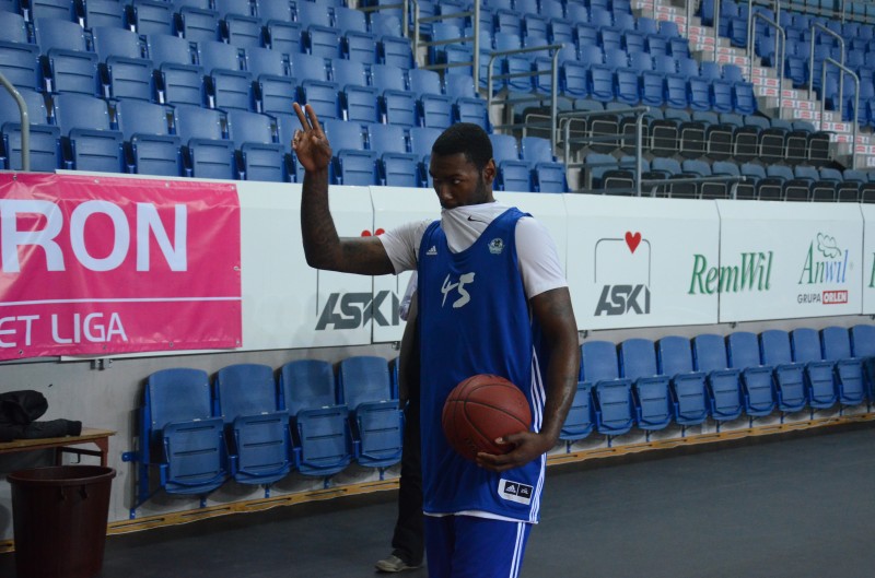 Pokazowy trening Lawrencea Kinnarda