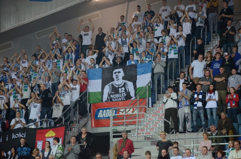 Gorące trybuny Hali Mistrzów