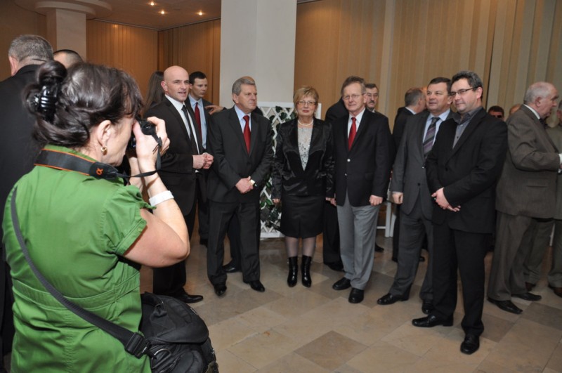 Prezydent spotkał się z biznesmenami i ...