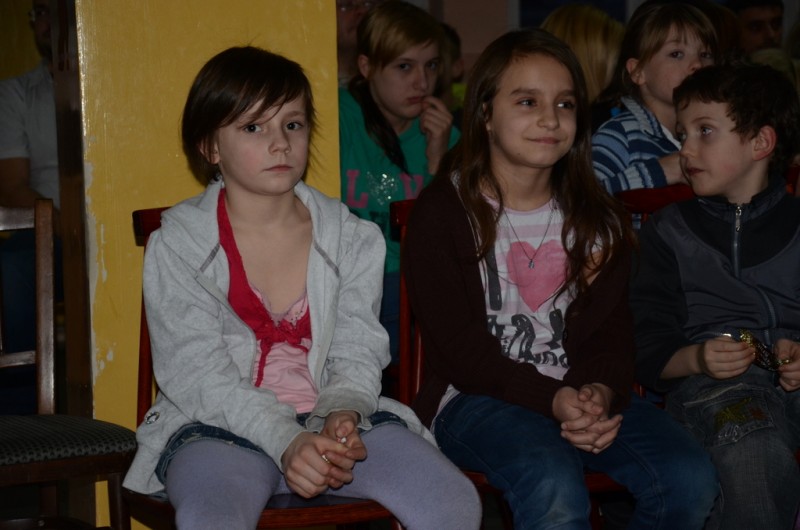 Uczniowie ZSEL zagrali koncert dla domu dziecka