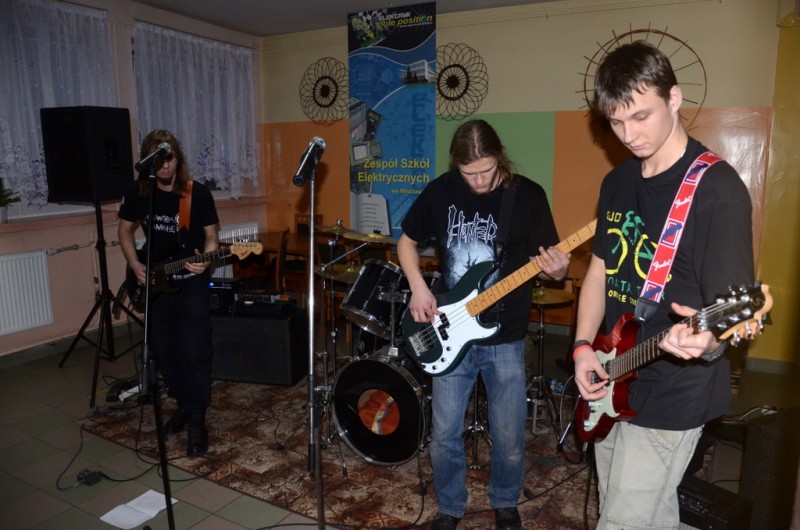 Uczniowie ZSEL zagrali koncert dla domu dziecka