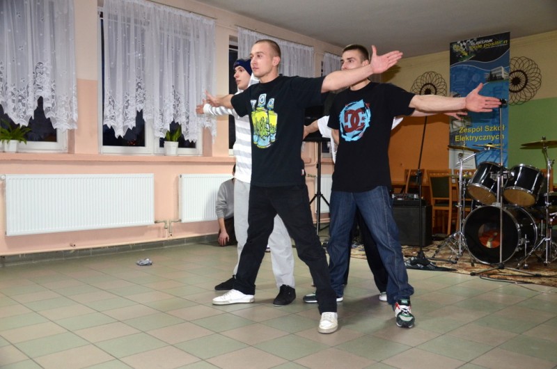 Uczniowie ZSEL zagrali koncert dla domu dziecka