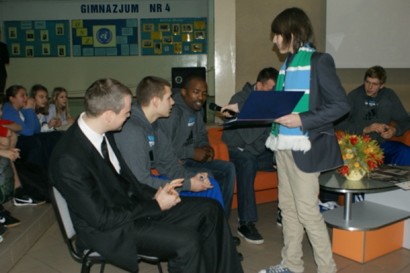 Wizyta koszykarzy w SP 23