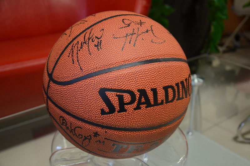 Wygraj piłkę z autografami koszykarzy Anwilu