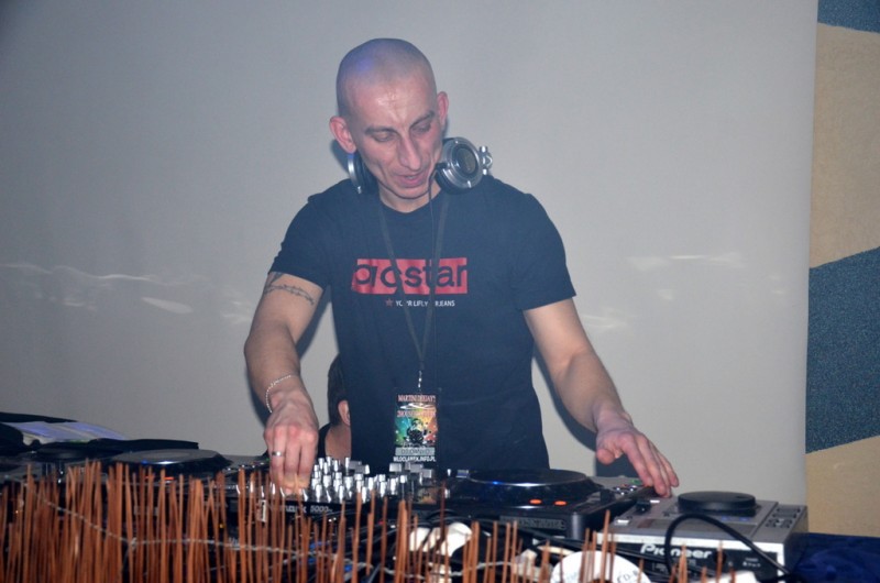 17.02 La Cubana Tabakiera