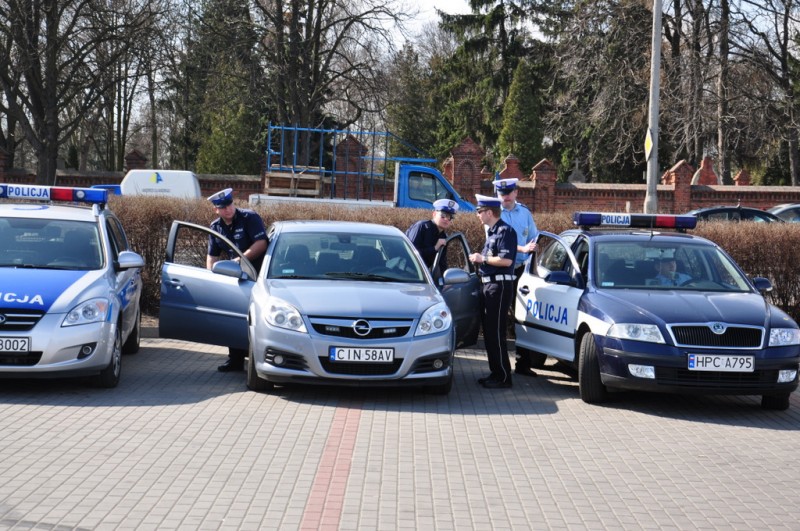 W żółwim tempie przez miasto. Kolejny protest kierowców.
