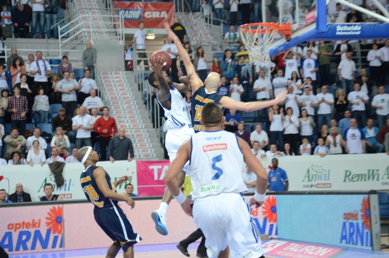 Wielki Szubarga, zwycięski Anwil!
