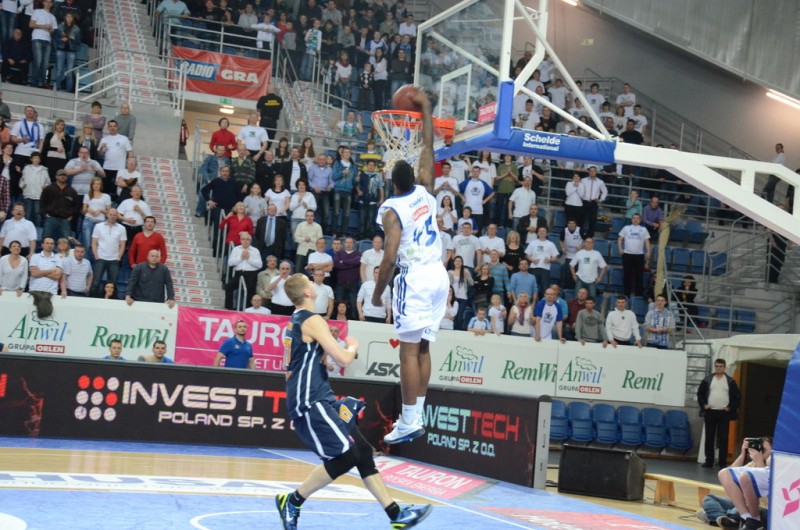 Wielki Szubarga, zwycięski Anwil!