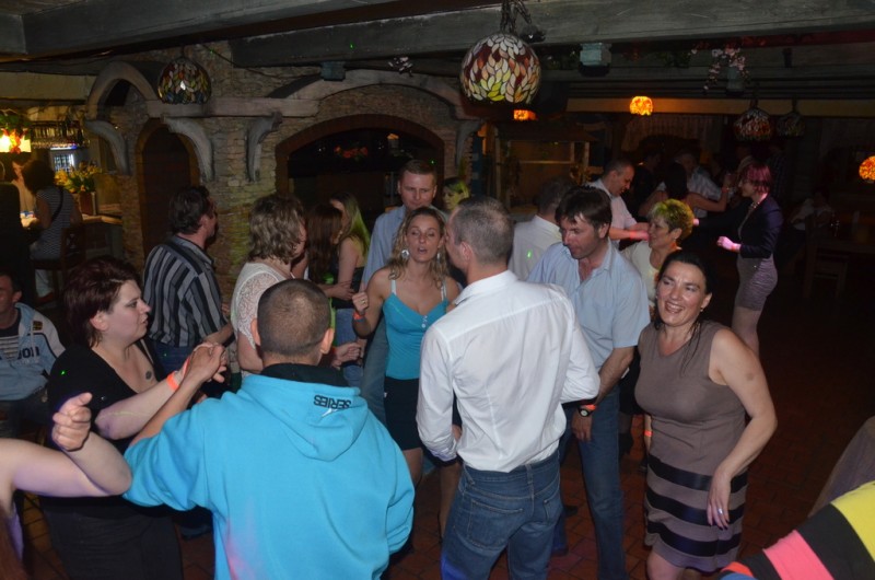 27.04 Klub Piekarnia