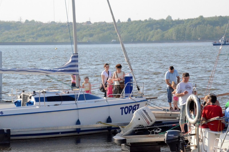 Żaglówki, grill i narty wodne, tak było na włocławskiej przystani