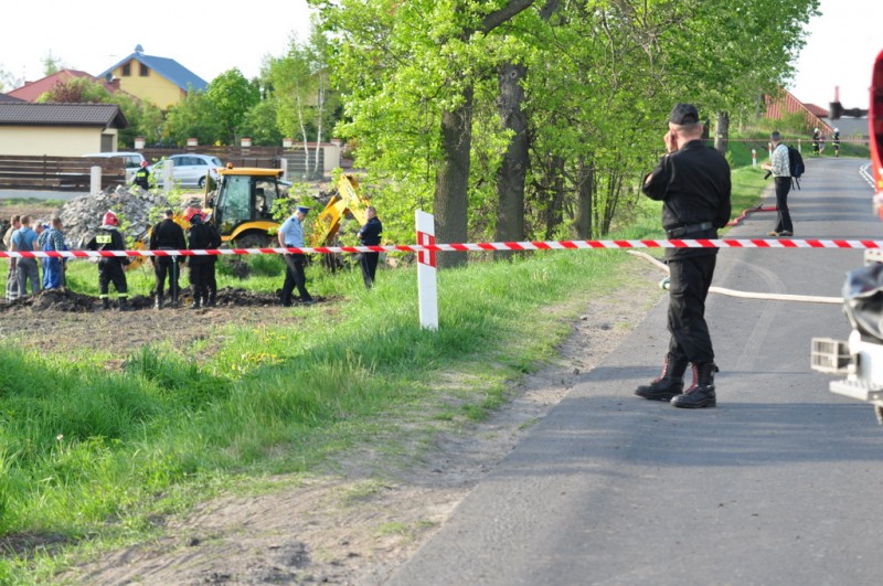 Rozerwany gazociąg! Ewakuowano mieszkańców, droga 67 do Lipna zablokowana.