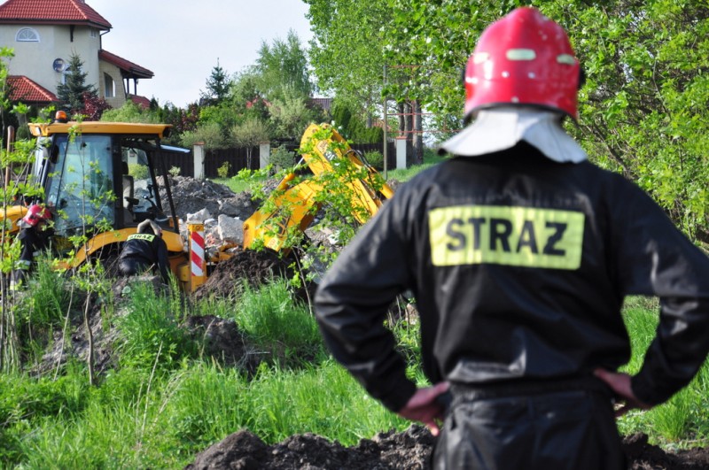 Rozerwany gazociąg! Ewakuowano mieszkańców, droga 67 do Lipna zablokowana.