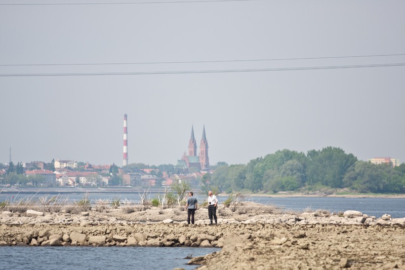 Tama. Kontrola stanu progu