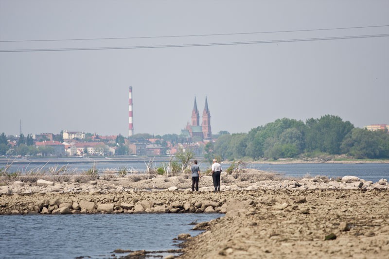 Tama. Kontrola stanu progu