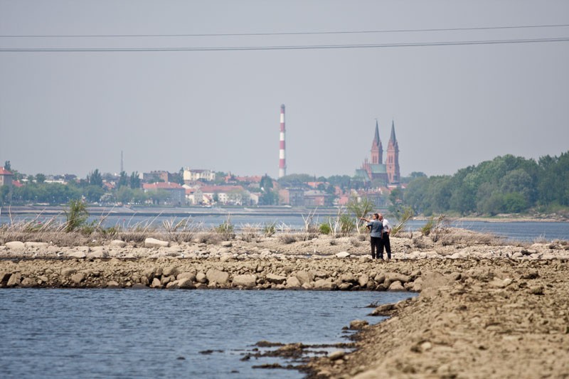 Tama. Kontrola stanu progu