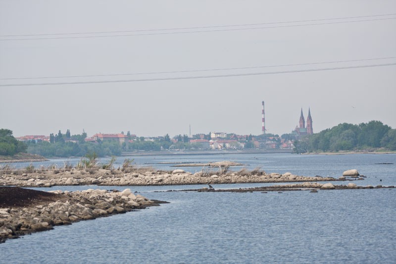 Tama. Kontrola stanu progu