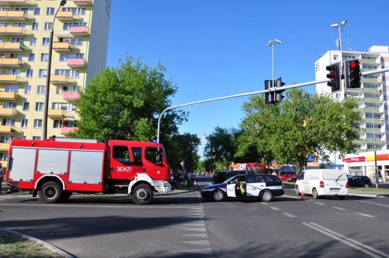 Groźny wypadek na skrzyżowaniu Kaliskiej i Zbiegniewskiej