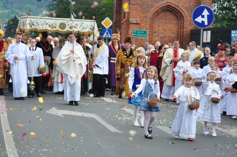 Procesje Bożego Ciała przeszły ulicami Włocławka