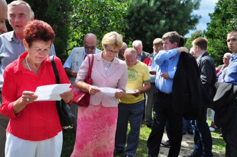 Marszałek na działkach. SLD rozpoczęło zbieranie podpisów...