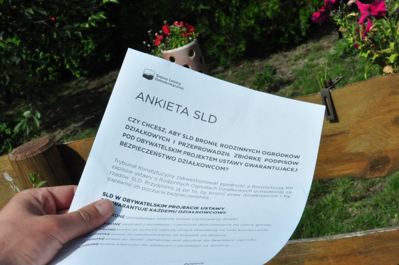 Marszałek na działkach. SLD rozpoczęło zbieranie podpisów...