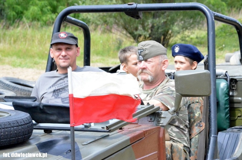 Zlot pojazdów militarnych w Lubrańcu. Zobacz jak było!