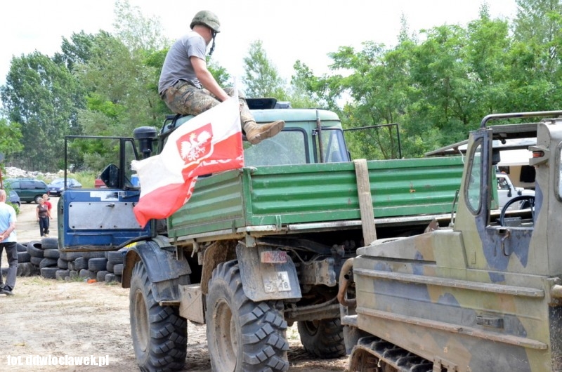Zlot pojazdów militarnych w Lubrańcu. Zobacz jak było!
