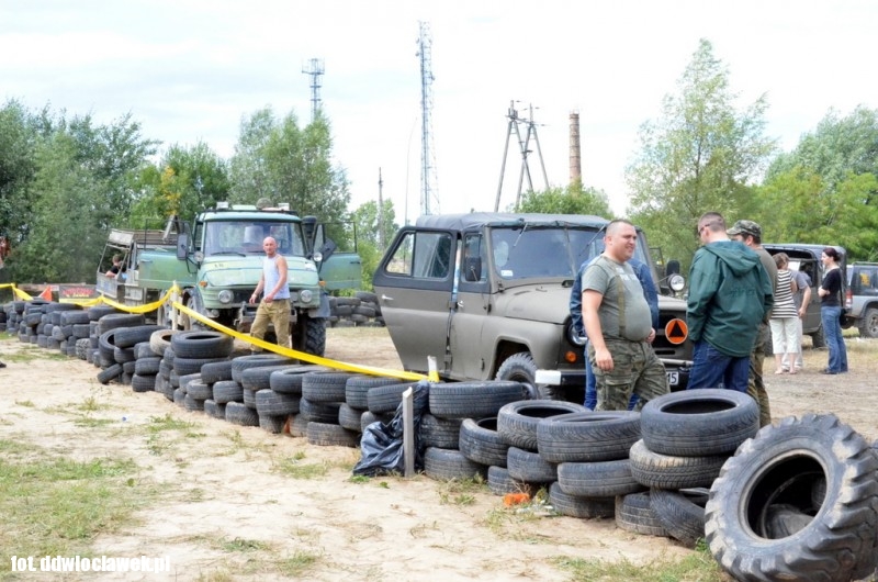 Zlot pojazdów militarnych w Lubrańcu. Zobacz jak było!
