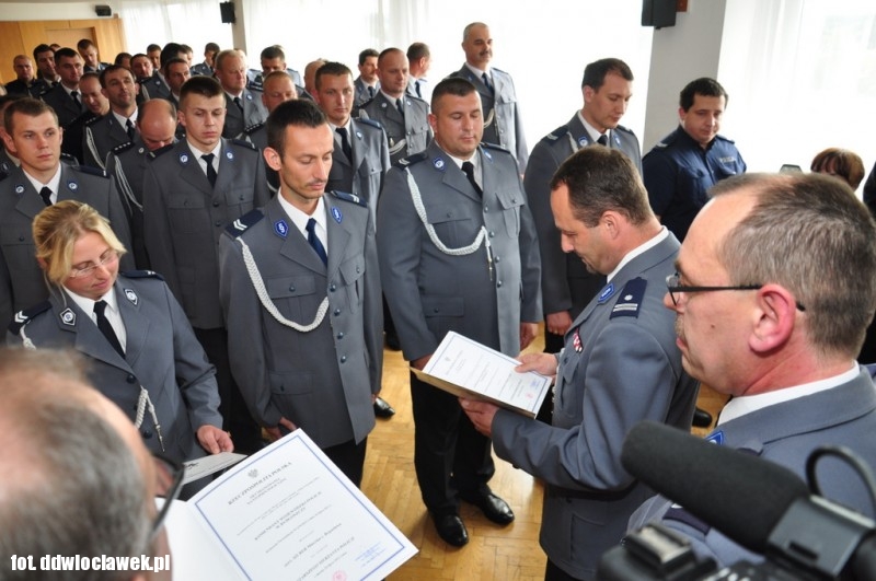 Ponad setka z awansem! Policja świętuje