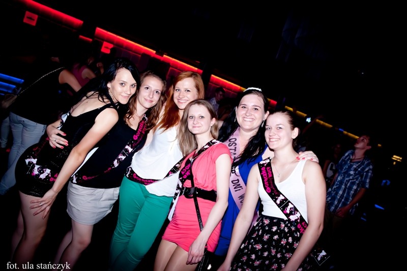 27.07 Millon Club