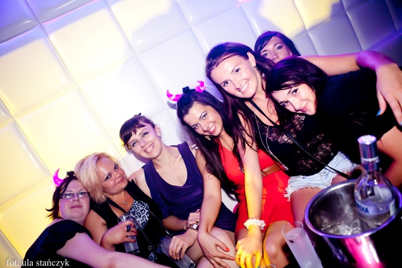 03.08 Millon Club