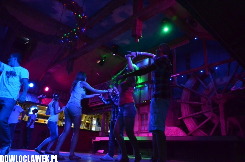 17.08 Klub Piekarnia