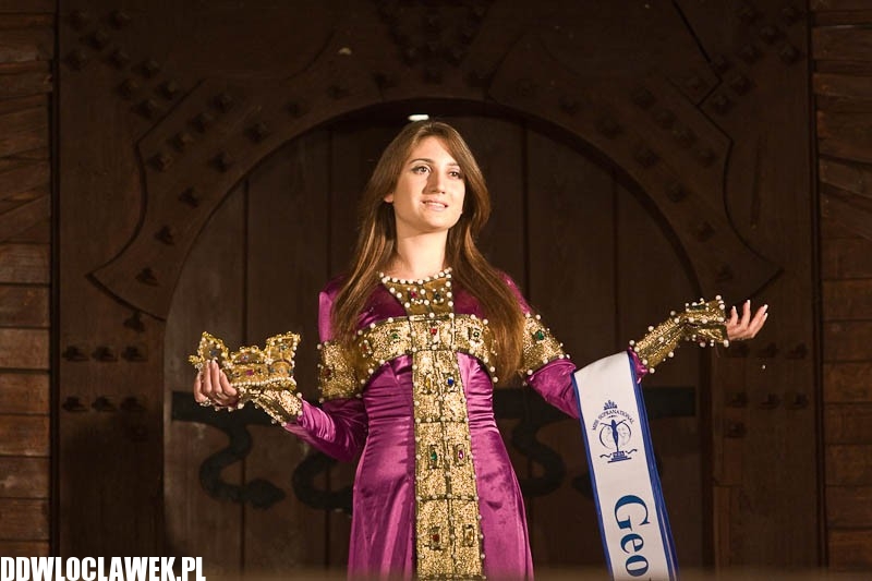 Miss Supranational 2012, część 2