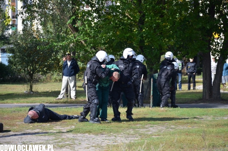 Zamieszki w Mielęcinie, zobacz akcję policji