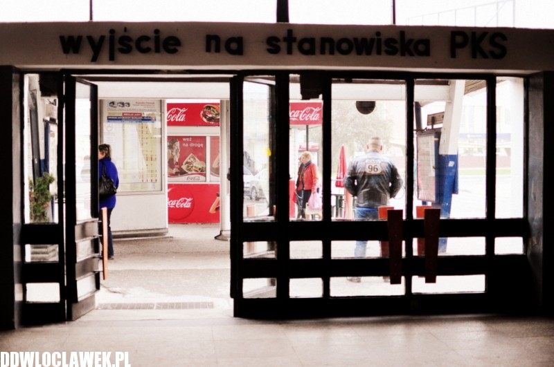 Bez komentarza. Dworzec we Włocławku...