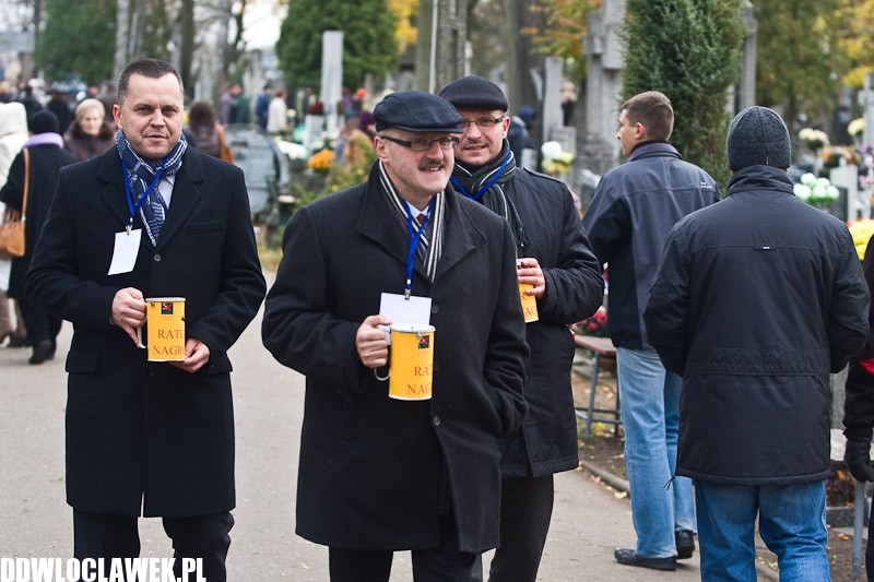 1 listopada na Cmentarzu Komunalnym we Włocławku