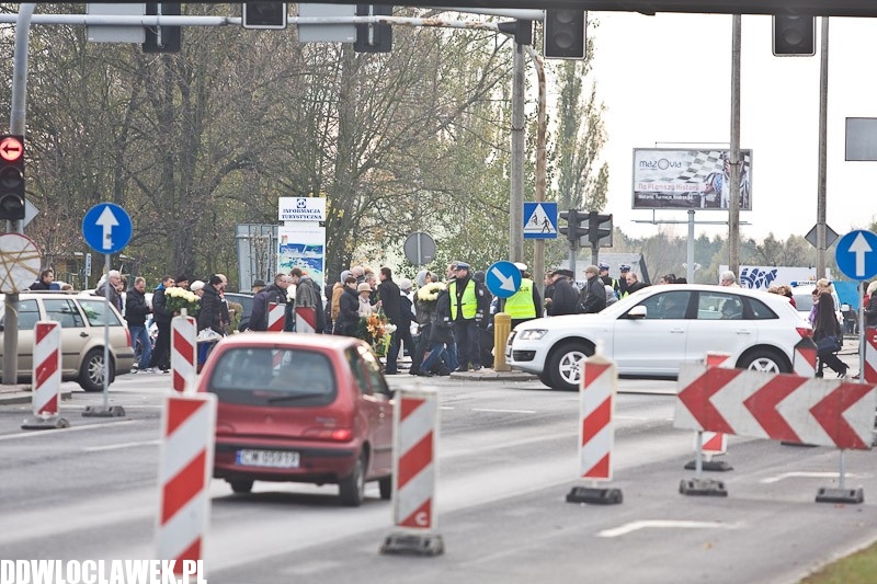 1 listopada na Cmentarzu Komunalnym we Włocławku